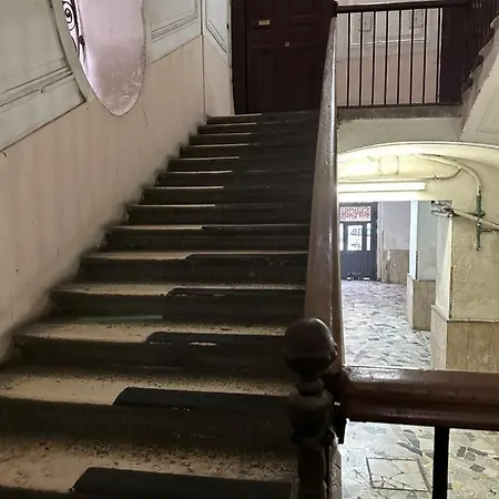 A I R H2o Hostel Naples